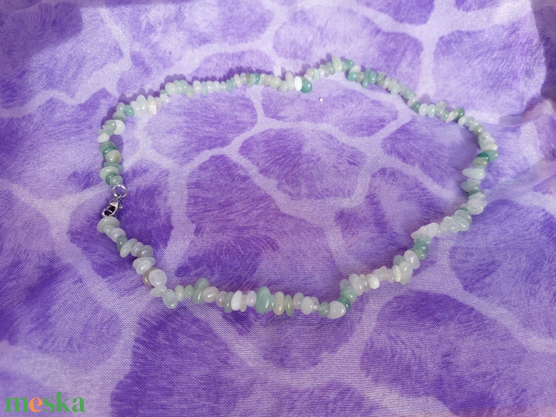 Aventurin ásvány nyaklánc nemesacél kapoccsal - ékszer - nyaklánc - gyöngyös nyaklánc - Meska.hu