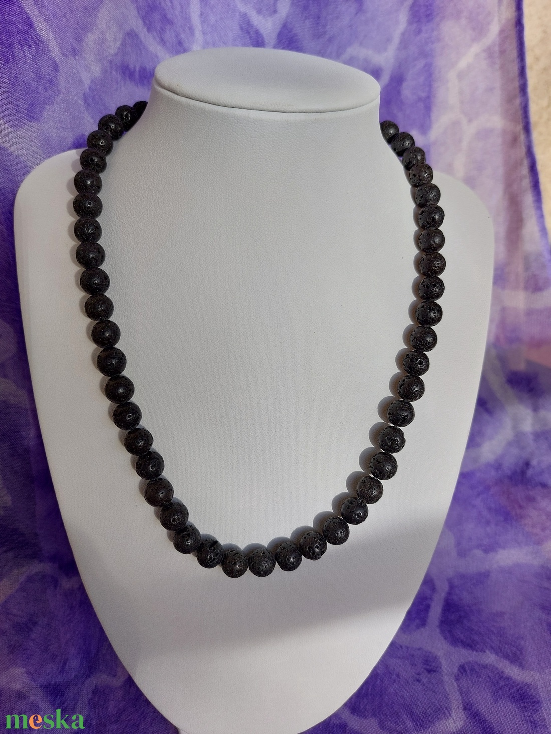 Lávakő ásványnyaklánc nemesacél kapoccsal - ékszer - nyaklánc - gyöngyös nyaklánc - Meska.hu
