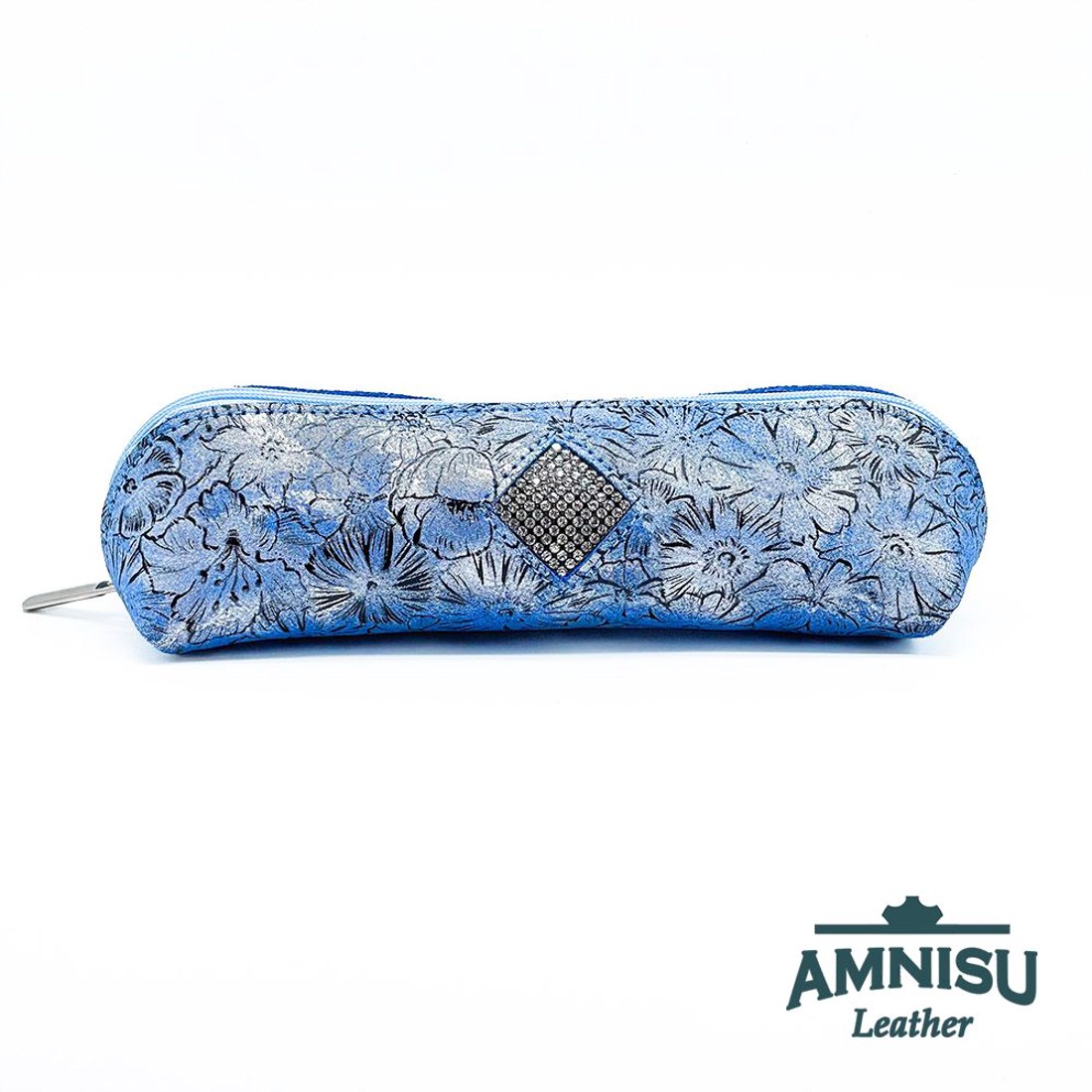 Kék virág mintás rombusz swarovski köves bőr neszeszer / tolltartó K6017 - táska & tok - neszesszer - Meska.hu