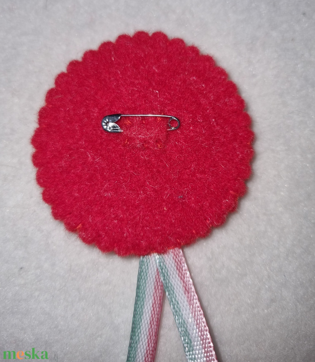 Kokárda szív mintával - kellékek & szerszámok - ékszerkellék - kitűző alap - Meska.hu