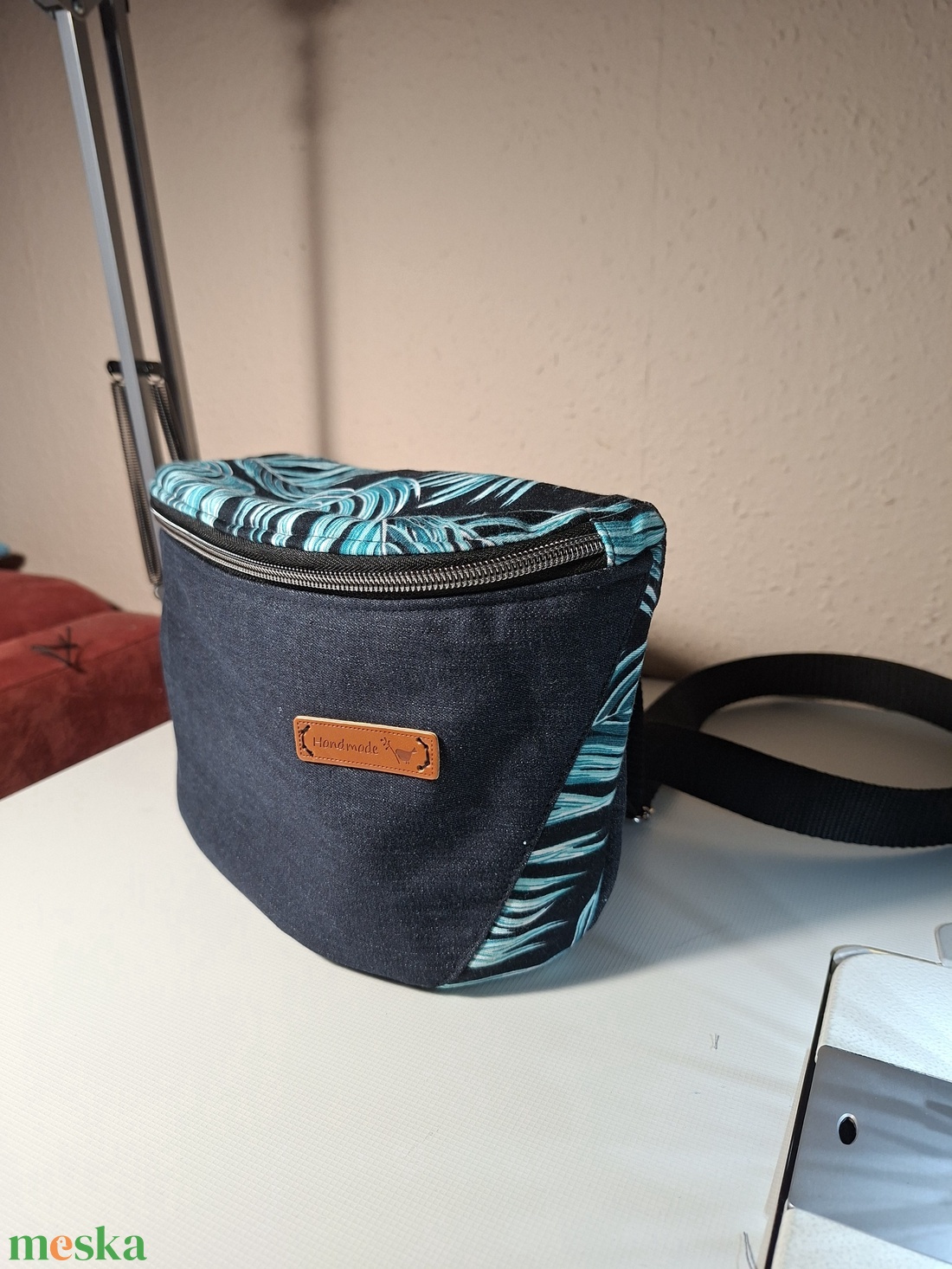 Oldaltáska pálmalevél mintával - táska & tok - bevásárlás & shopper táska - kenyeres zsák - Meska.hu