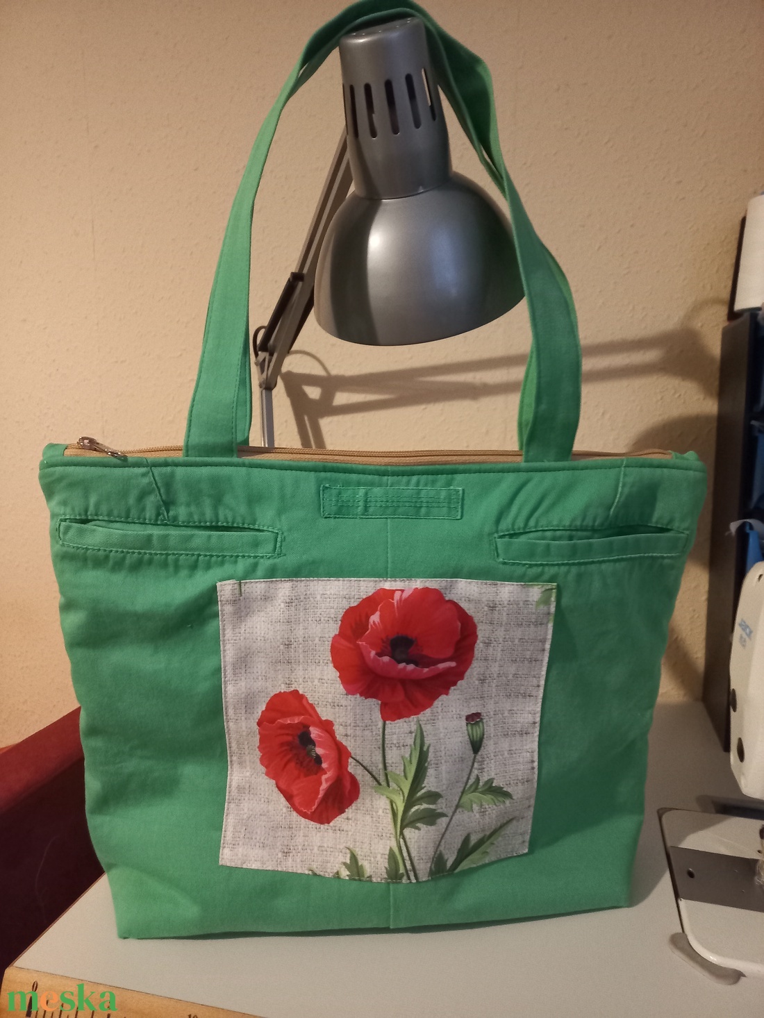 Válltáska pipacs mintával - táska & tok - bevásárlás & shopper táska - kenyeres zsák - Meska.hu