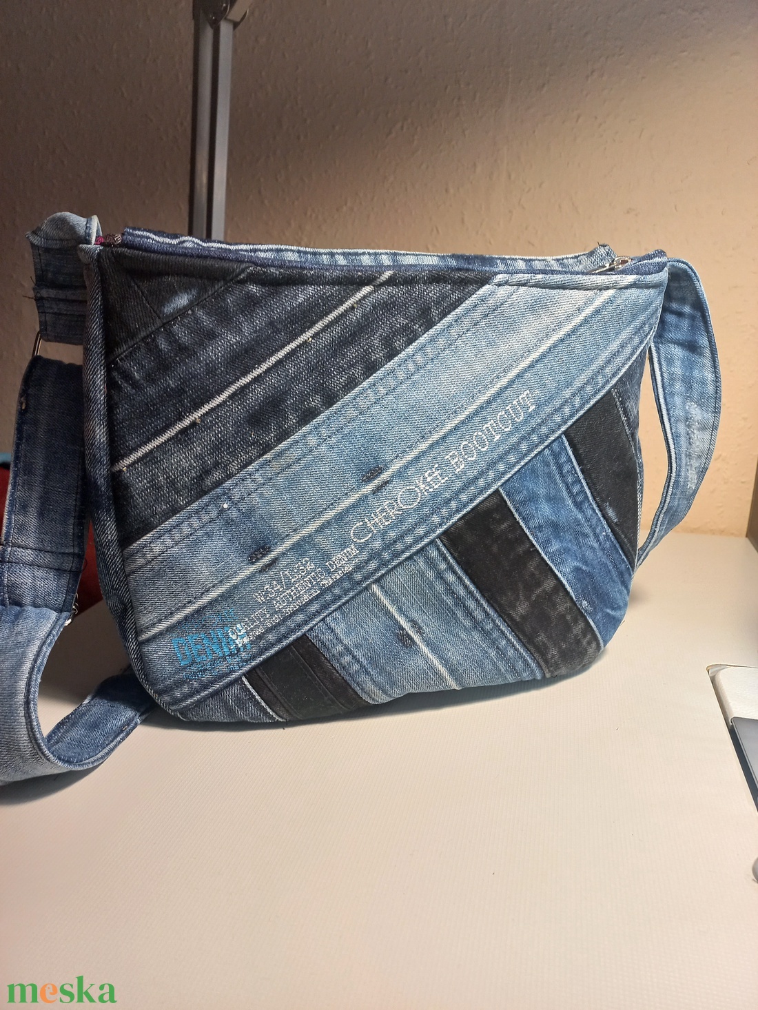 Oldaltáska farmer derékrészekből  - táska & tok - bevásárlás & shopper táska - kenyeres zsák - Meska.hu