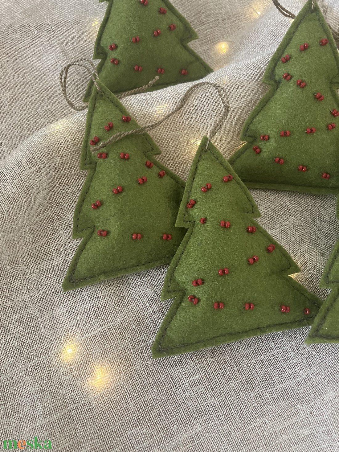 Fenyőfa formájú karácsonyfadísz - karácsony - karácsonyi lakásdekoráció - karácsonyfadíszek - Meska.hu