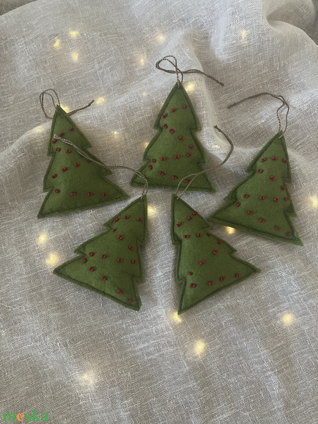 Fenyőfa formájú karácsonyfadísz - karácsony - karácsonyi lakásdekoráció - karácsonyfadíszek - Meska.hu