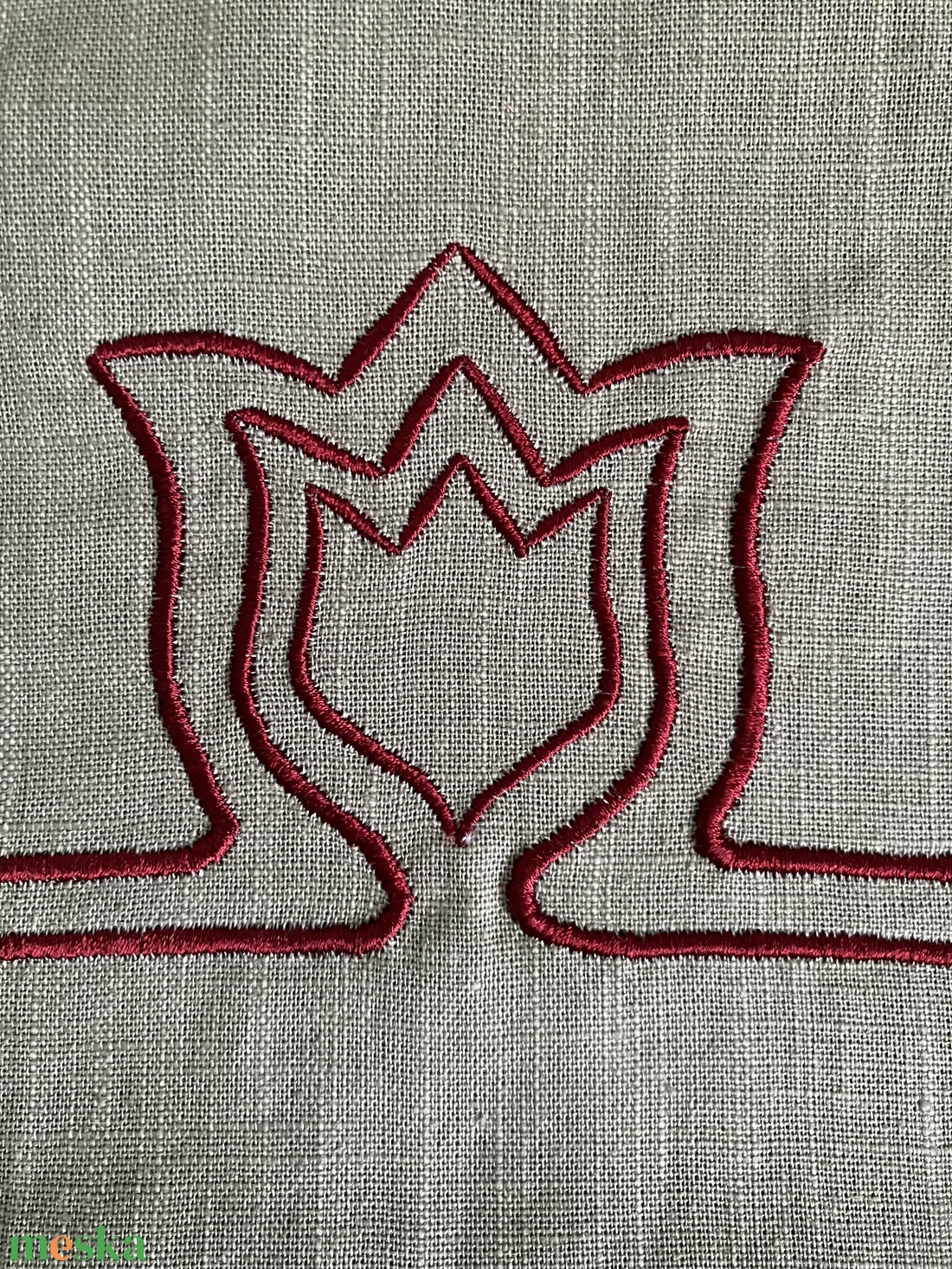 Hímzett len díszpárna � Tulipa kollekció � modern, minimalista otthon dekor - otthon & életmód - lakástextil - párna & párnahuzat - díszpárna (belsővel együtt) - Meska.hu