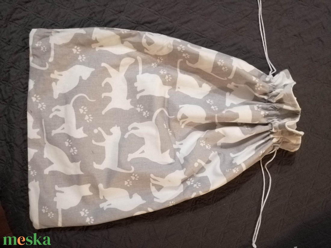 Nagyméretű kenyeres zsák cicás - táska & tok - bevásárlás & shopper táska - kenyeres zsák - Meska.hu Nagyméretű kenyeres zsák cicás - táska & tok - bevásárlás & shopper táska - kenyeres zsák - Meska.hu