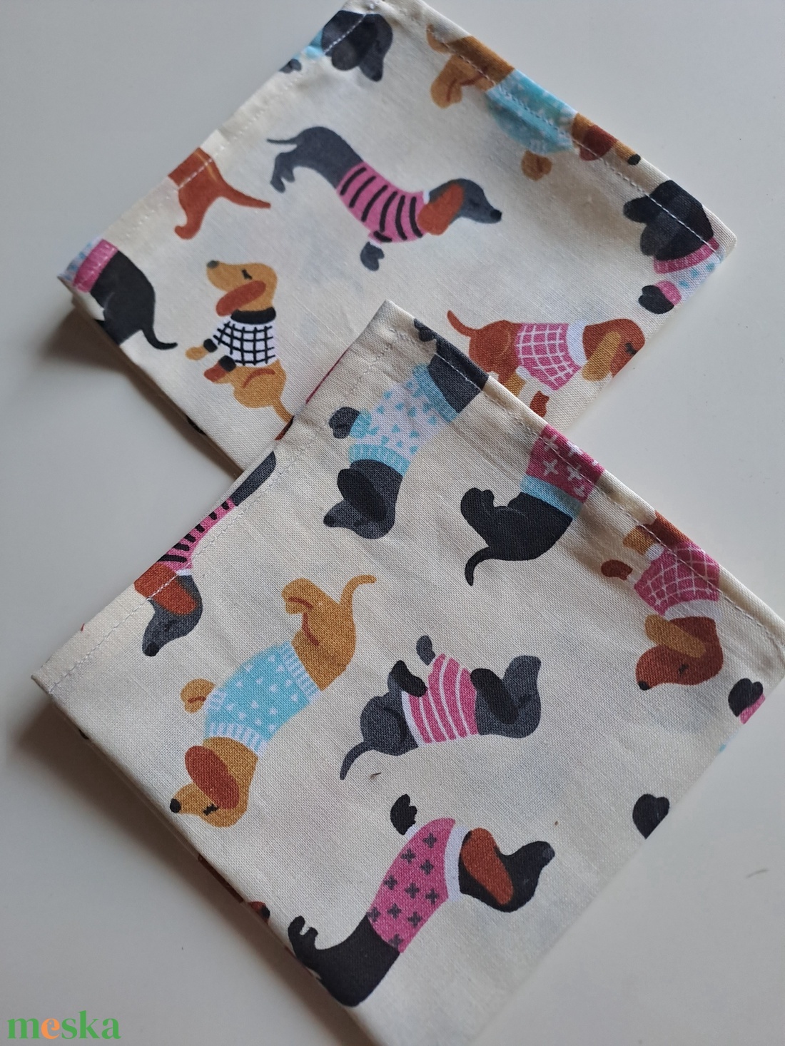 Textil szalvéta, tacskó mintával - otthon & életmód - konyhafelszerelés, tálalás - konyhai textil - szalvéta - Meska.hu