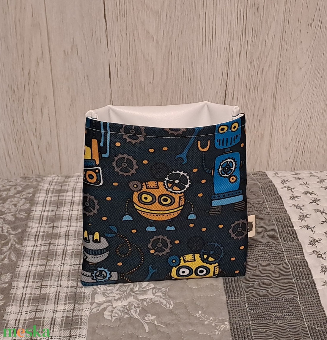 Mikrobi :) szendvicstasak, snack bag, uzsitasak - táska & tok - uzsonna- & ebéd tartó - szendvics csomagoló - Meska.hu Mikrobi :) szendvicstasak, snack bag, uzsitasak - táska & tok - uzsonna- & ebéd tartó - szendvics csomagoló - Meska.hu
