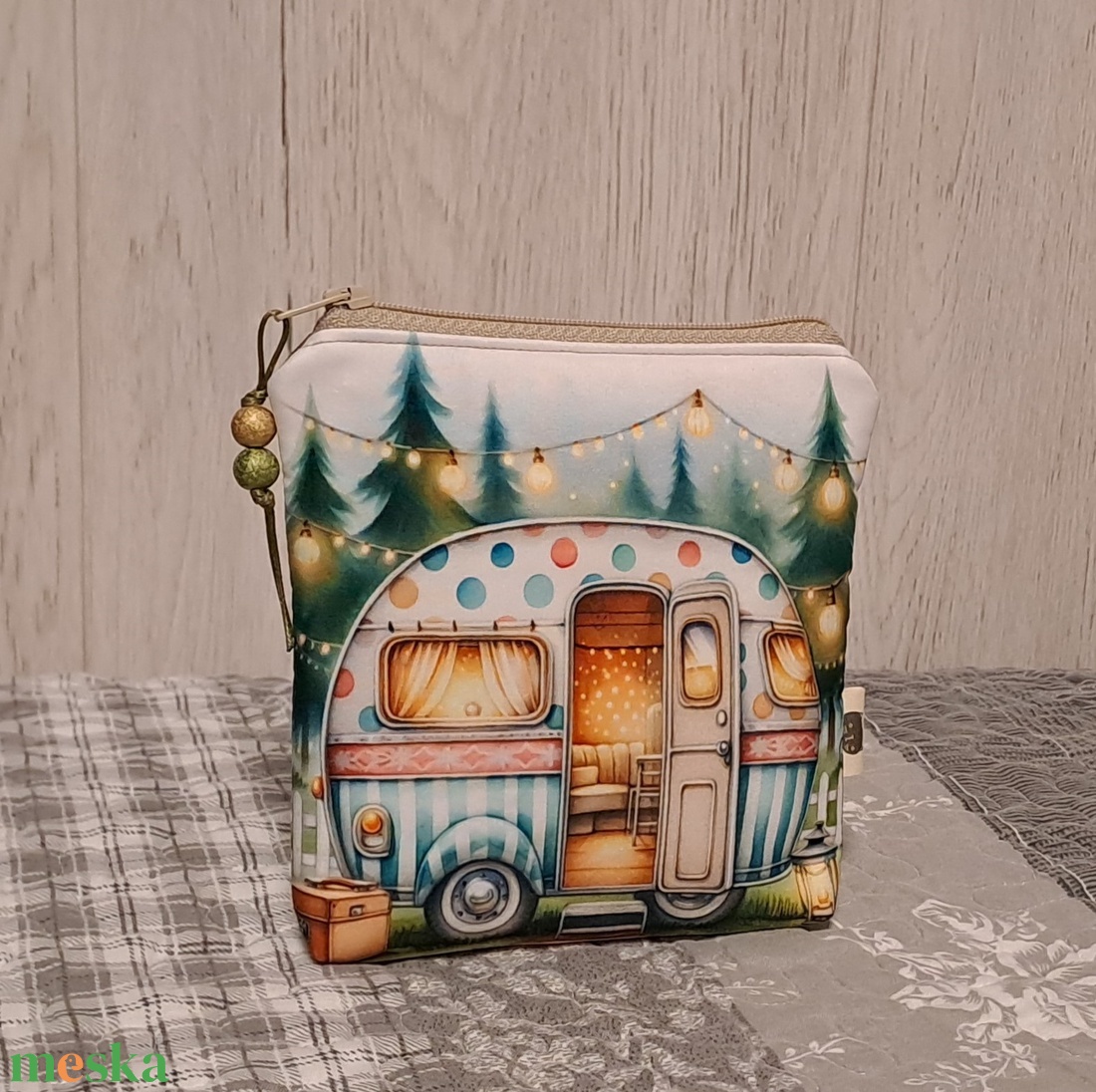 Lakókocsi :) neszesszer/sminktáska/betéttartó - táska & tok - neszesszer - Meska.hu