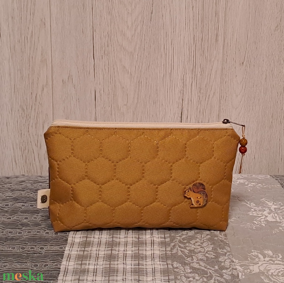 Mókuska:) neszesszer/sminktáska/betéttartó - táska & tok - neszesszer - Meska.hu