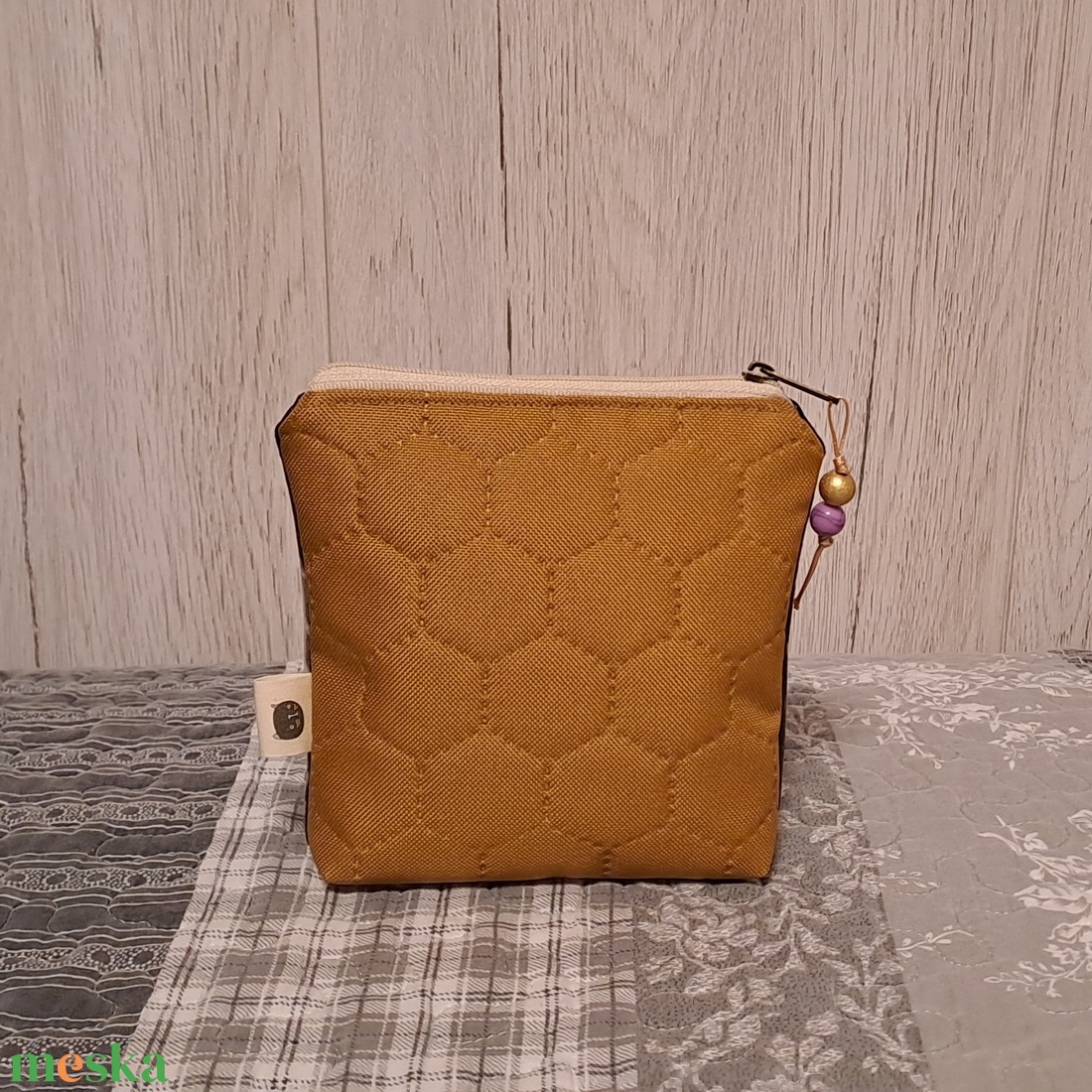 Ezoterikus hangulatban :) neszesszer/sminktáska/betéttartó - táska & tok - neszesszer - Meska.hu Ezoterikus hangulatban :) neszesszer/sminktáska/betéttartó - táska & tok - neszesszer - Meska.hu