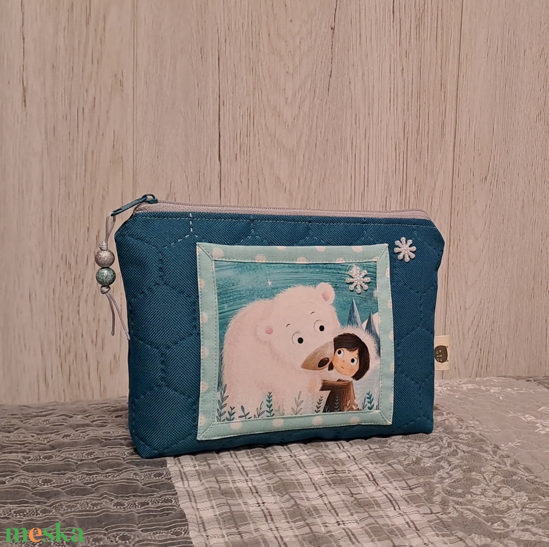 Barátok  :) neszesszer/sminktáska/irattartó - táska & tok - neszesszer - Meska.hu Barátok  :) neszesszer/sminktáska/irattartó - táska & tok - neszesszer - Meska.hu