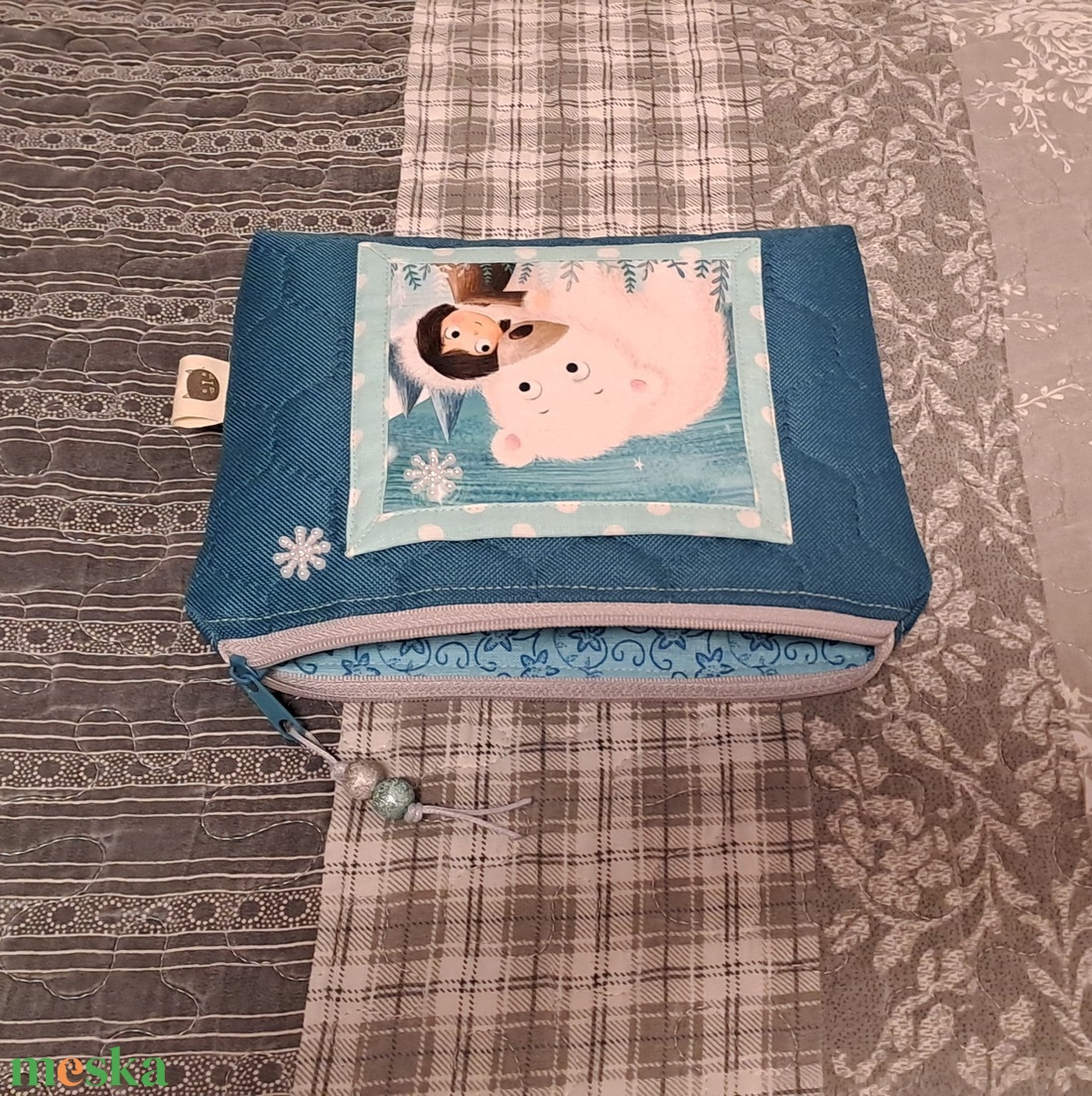 Barátok  :) neszesszer/sminktáska/irattartó - táska & tok - neszesszer - Meska.hu Barátok  :) neszesszer/sminktáska/irattartó - táska & tok - neszesszer - Meska.hu