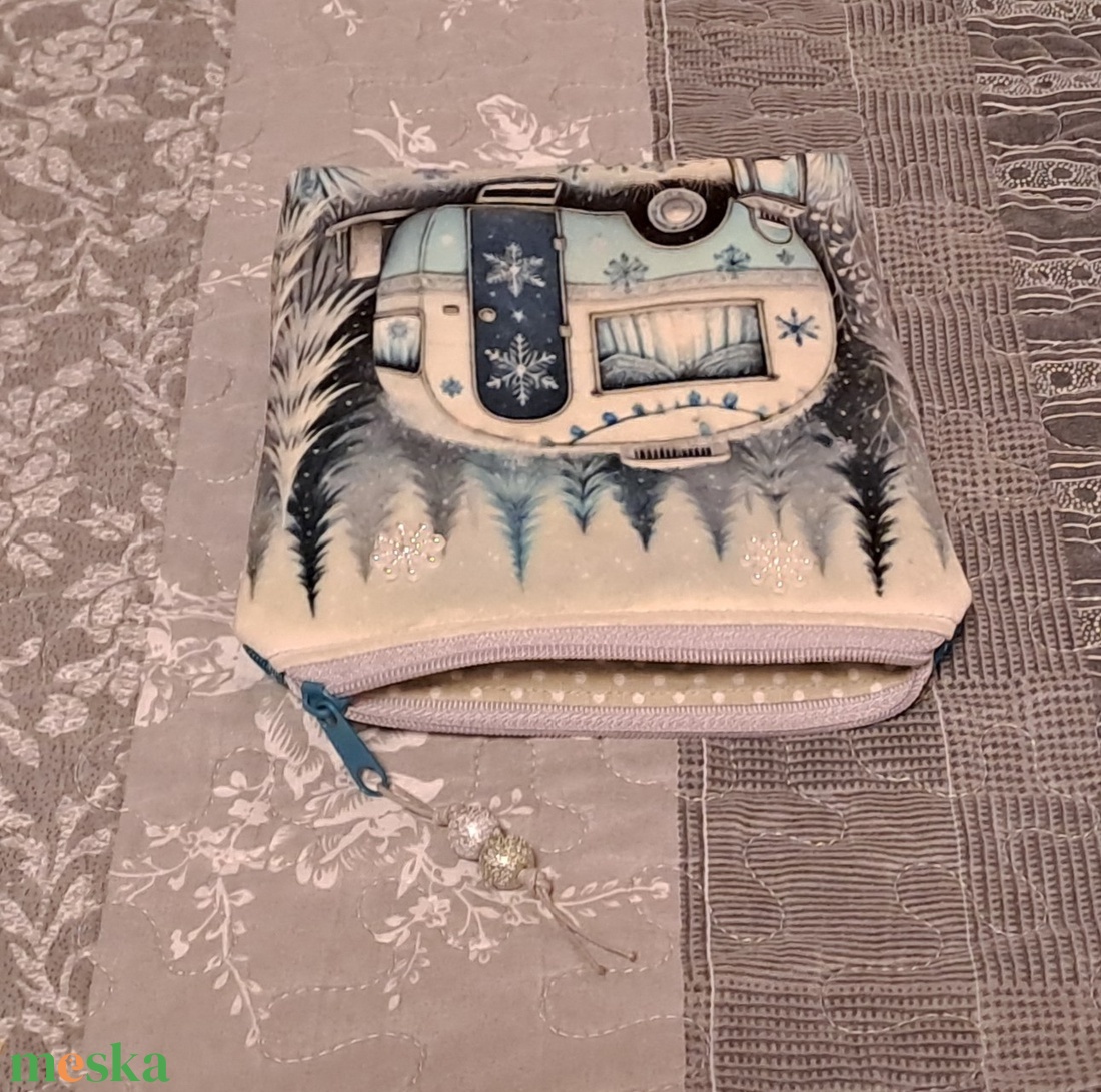 Lakókocsi :) neszesszer/sminktáska/betéttartó - táska & tok - neszesszer - Meska.hu