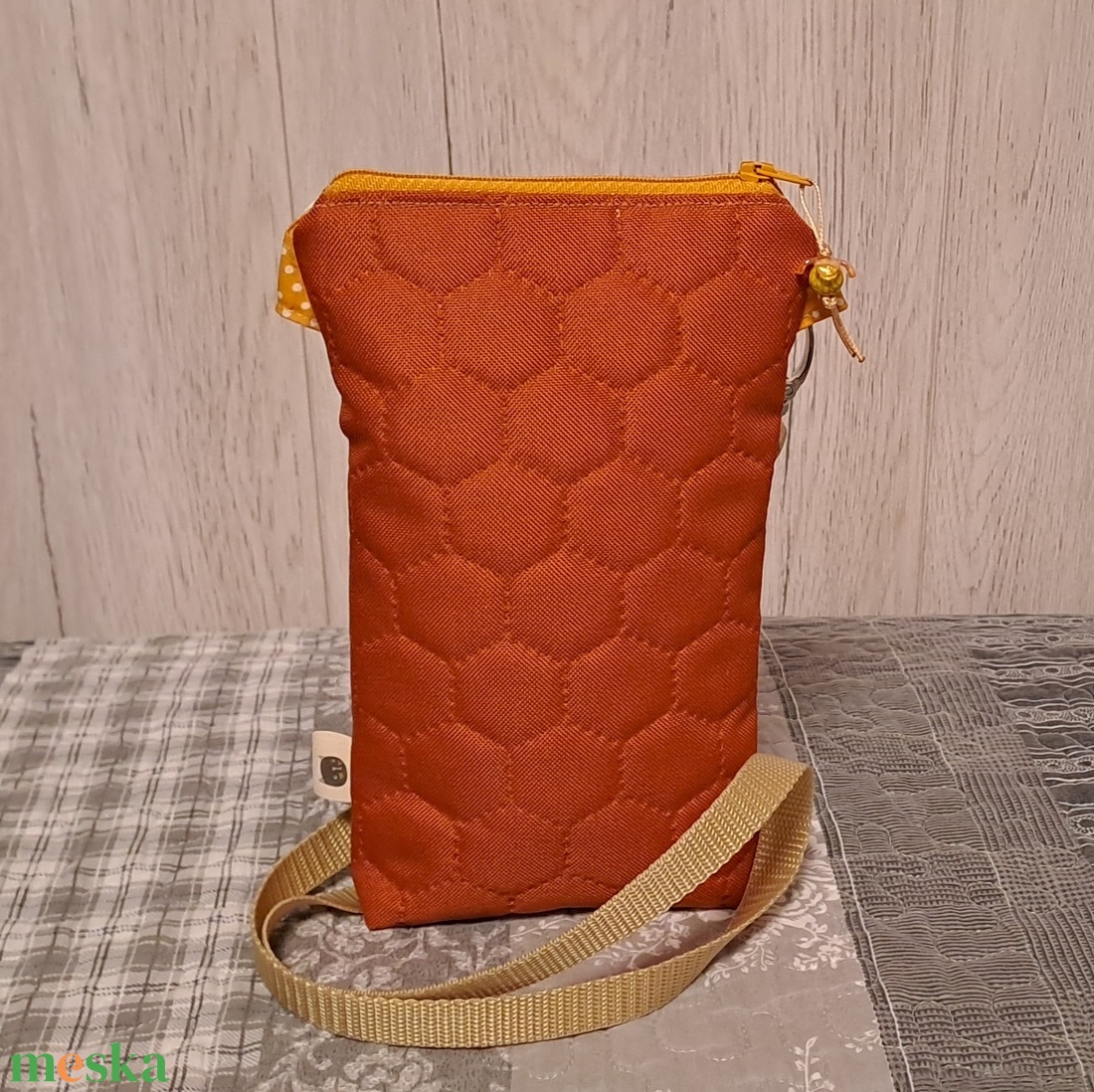 Őszi hangulat :) vizhatlan kistáska/mobiltartó/övtáska - táska & tok - kézitáska & válltáska - vállon átvethető táska - Meska.hu