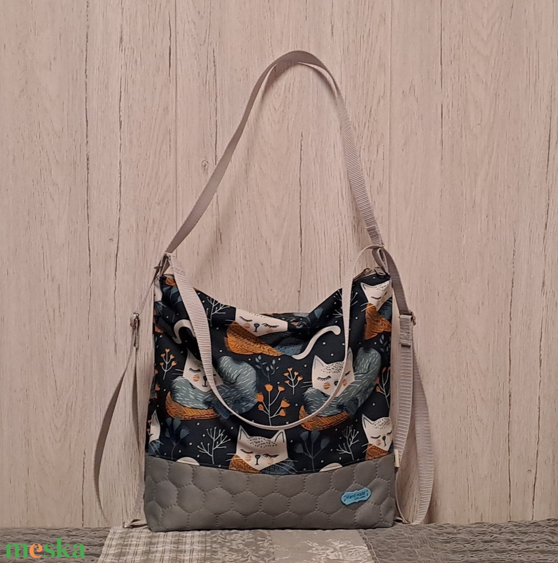 Sálas cicák :) variálható válltáska/hátizsák/crossbody táska - táska & tok - variálható táska - Meska.hu