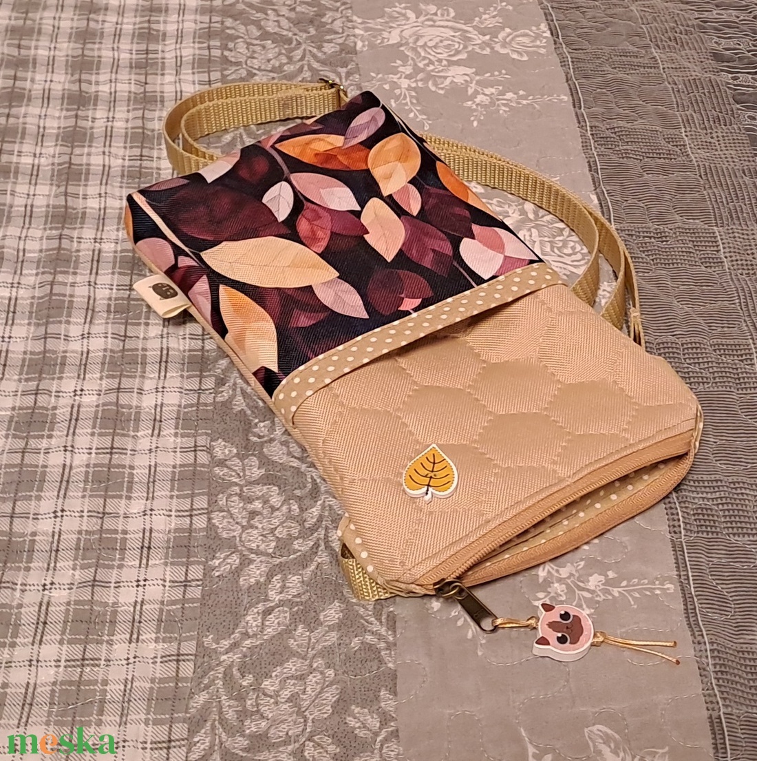 Színes levelek :) kistáska/mobiltartó/övtáska - táska & tok - kézitáska & válltáska - vállon átvethető táska - Meska.hu