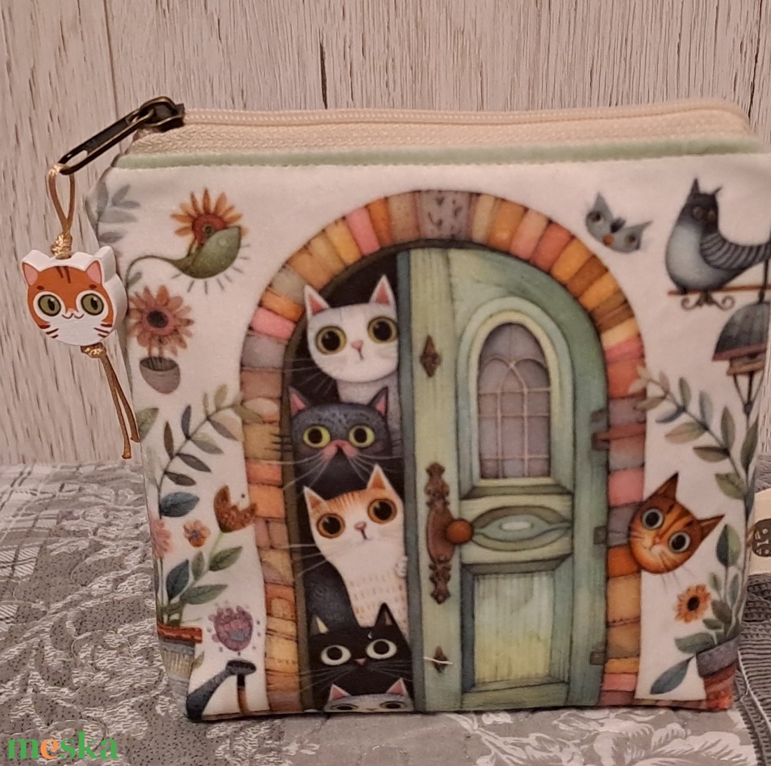 Kíváncsi cicák :) neszesszer/sminktáska/betéttartó - táska & tok - neszesszer - Meska.hu