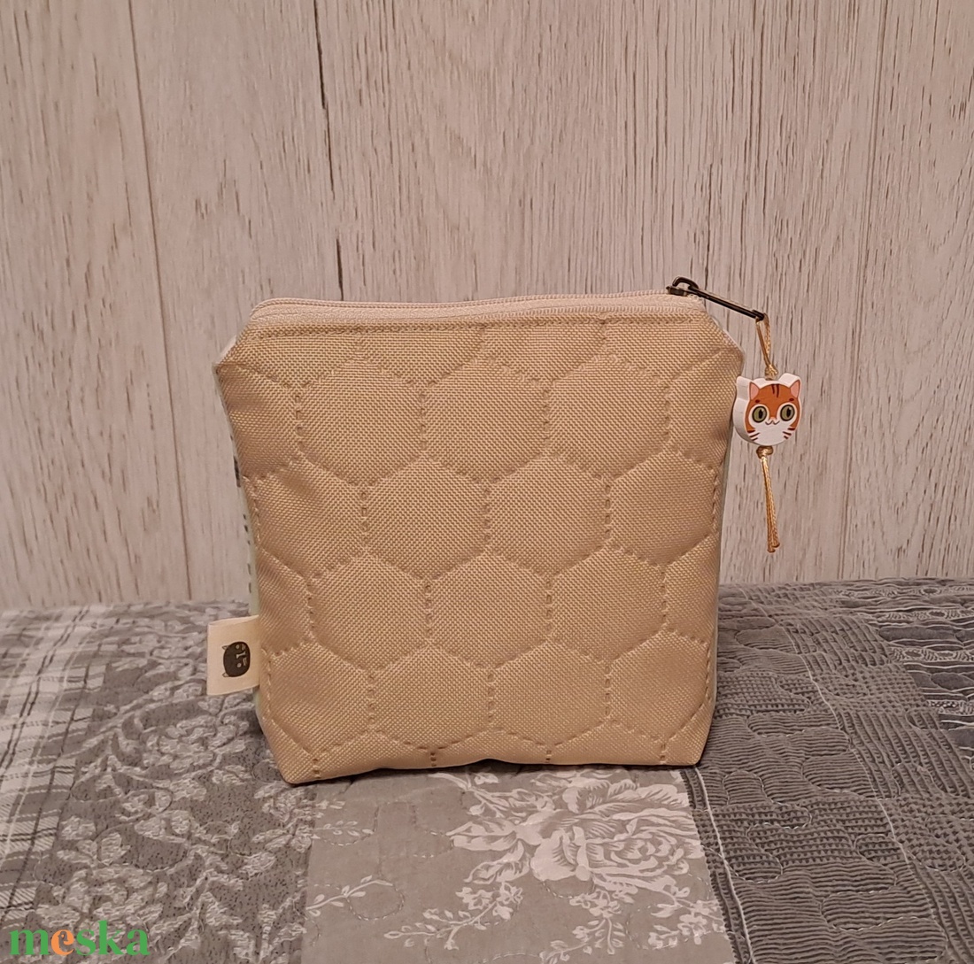 Kíváncsi cicák :) neszesszer/sminktáska/betéttartó - táska & tok - neszesszer - Meska.hu