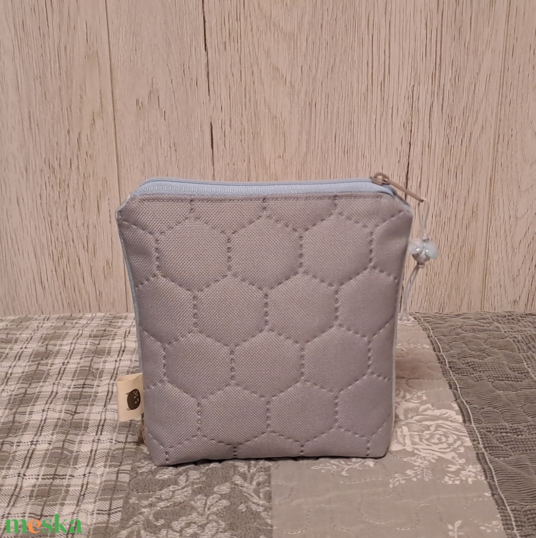 Tavaszi virágok :) neszesszer/sminktáska/betéttartó - táska & tok - neszesszer - Meska.hu