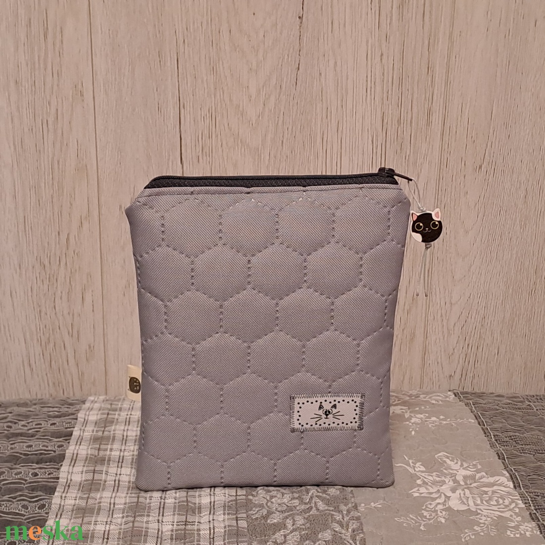 Könyvesbolt :) e-book/notesz tok - táska & tok - ebook & tablet tok - Meska.hu