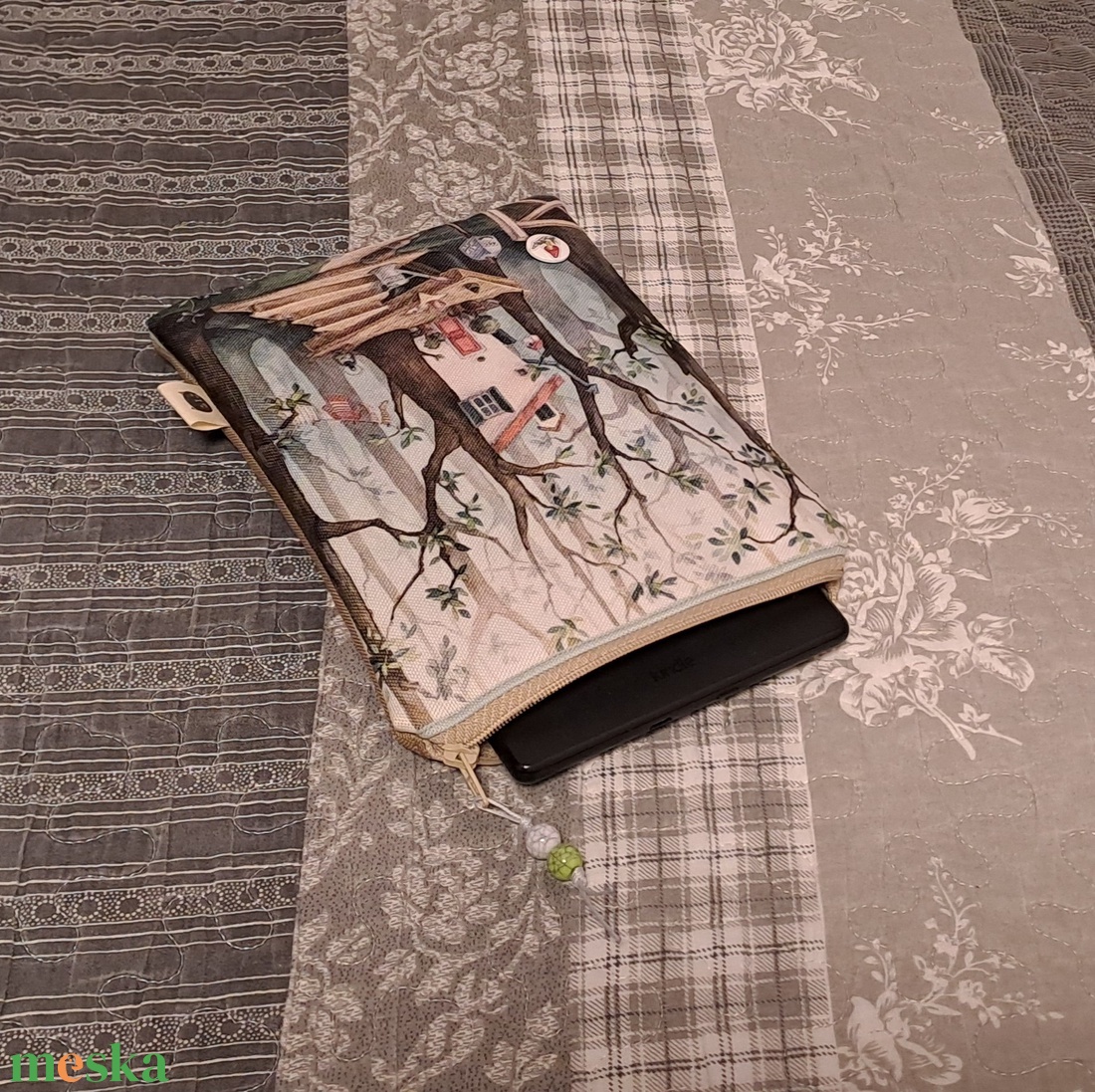 Erdő mélyén házikó :) e-book/notesz tok - táska & tok - ebook & tablet tok - Meska.hu