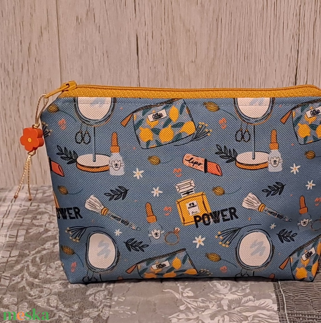 Csajos cuccok :) neszesszer/sminktáska/irattartó - táska & tok - neszesszer - Meska.hu