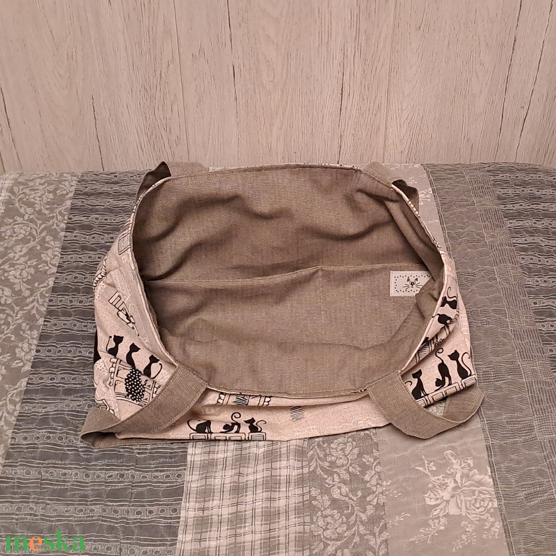 Cicák az ablakban 2.0 :) szatyor, ökotáska, válltáska - táska & tok - bevásárlás & shopper táska - shopper, textiltáska, szatyor - Meska.hu