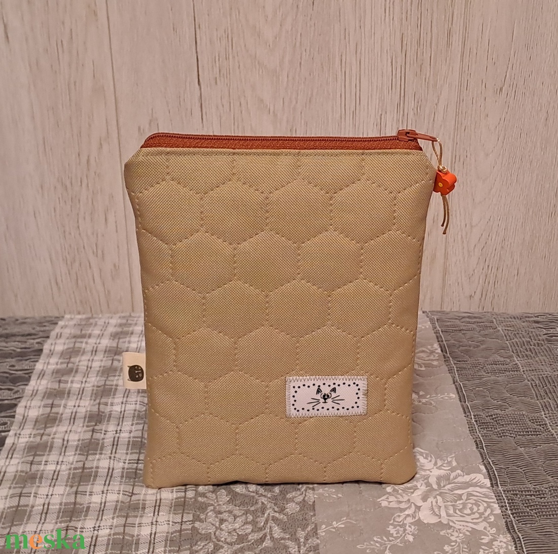 Könyv és kávé :) e-book/notesz tok - táska & tok - ebook & tablet tok - Meska.hu