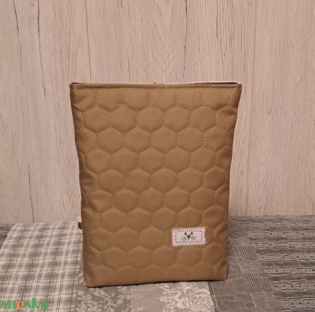 Könyvespolc :) könyvtasak, könyvtok, tablet tok - táska & tok - ebook & tablet tok - Meska.hu