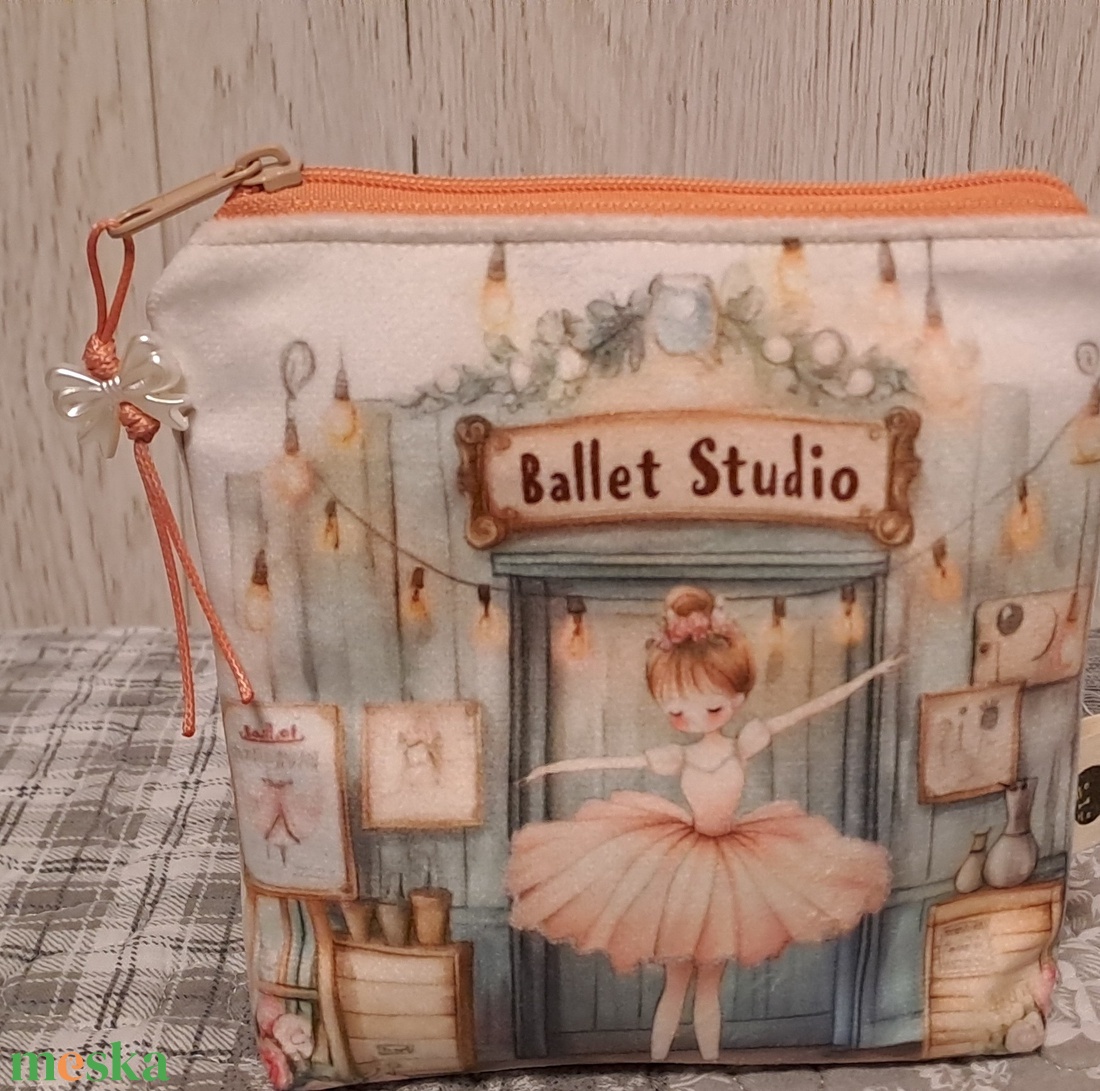 Ballet stúdió :) neszesszer/sminktáska/betéttartó - táska & tok - neszesszer - Meska.hu