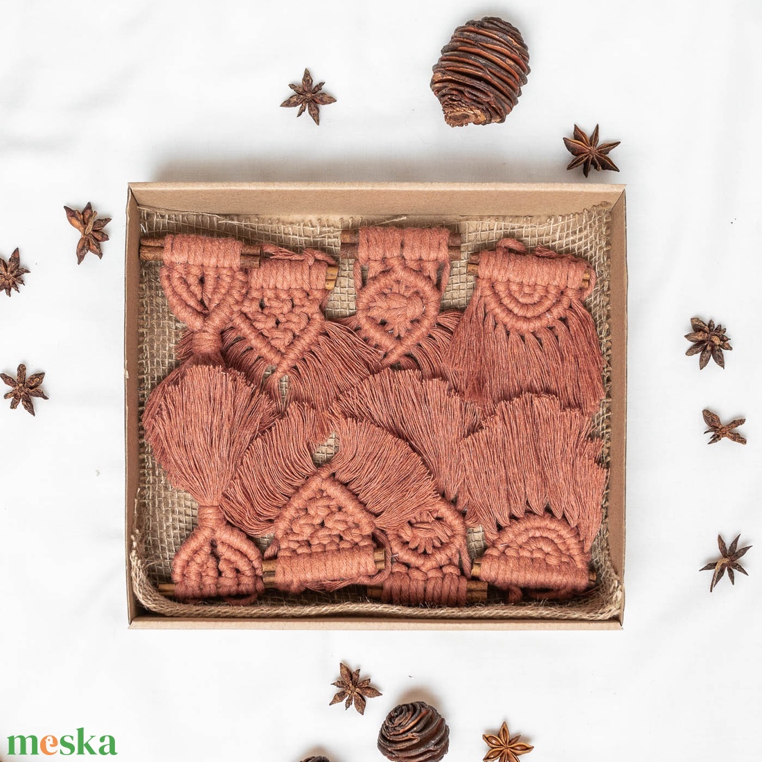 Terracotta 8 darabos karácsonyfadísz szett - karácsony - karácsonyi lakásdekoráció - karácsonyfadíszek - Meska.hu