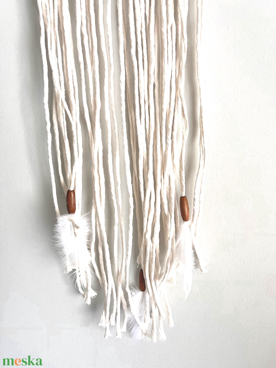 Álomfogó tollakkal, gyöngyökkel - otthon & életmód - dekoráció - fali és függő dekoráció - álomfogó - Meska.hu