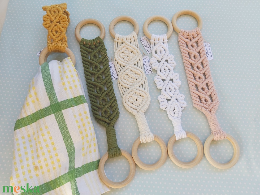 Makramé konyharuha tartó - otthon & életmód - konyhafelszerelés, tálalás - konyhai dekoráció - konyhai dísz - Meska.hu