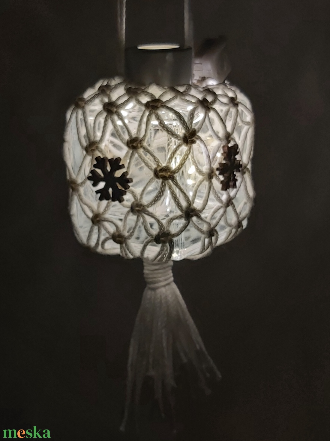 Makramé jégkocka lámpácska - karácsony - karácsonyi lakásdekoráció - karácsonyi lakásdíszek - Meska.hu