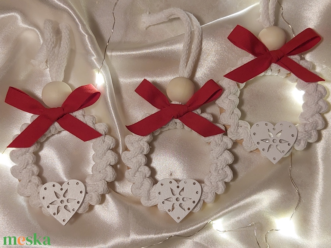 Makramé karácsonyi dísz - karácsony - karácsonyi lakásdekoráció - karácsonyfadíszek - Meska.hu