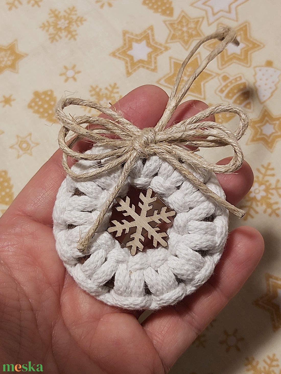 Makramé karácsonyi dísz - karácsony - karácsonyi lakásdekoráció - karácsonyfadíszek - Meska.hu