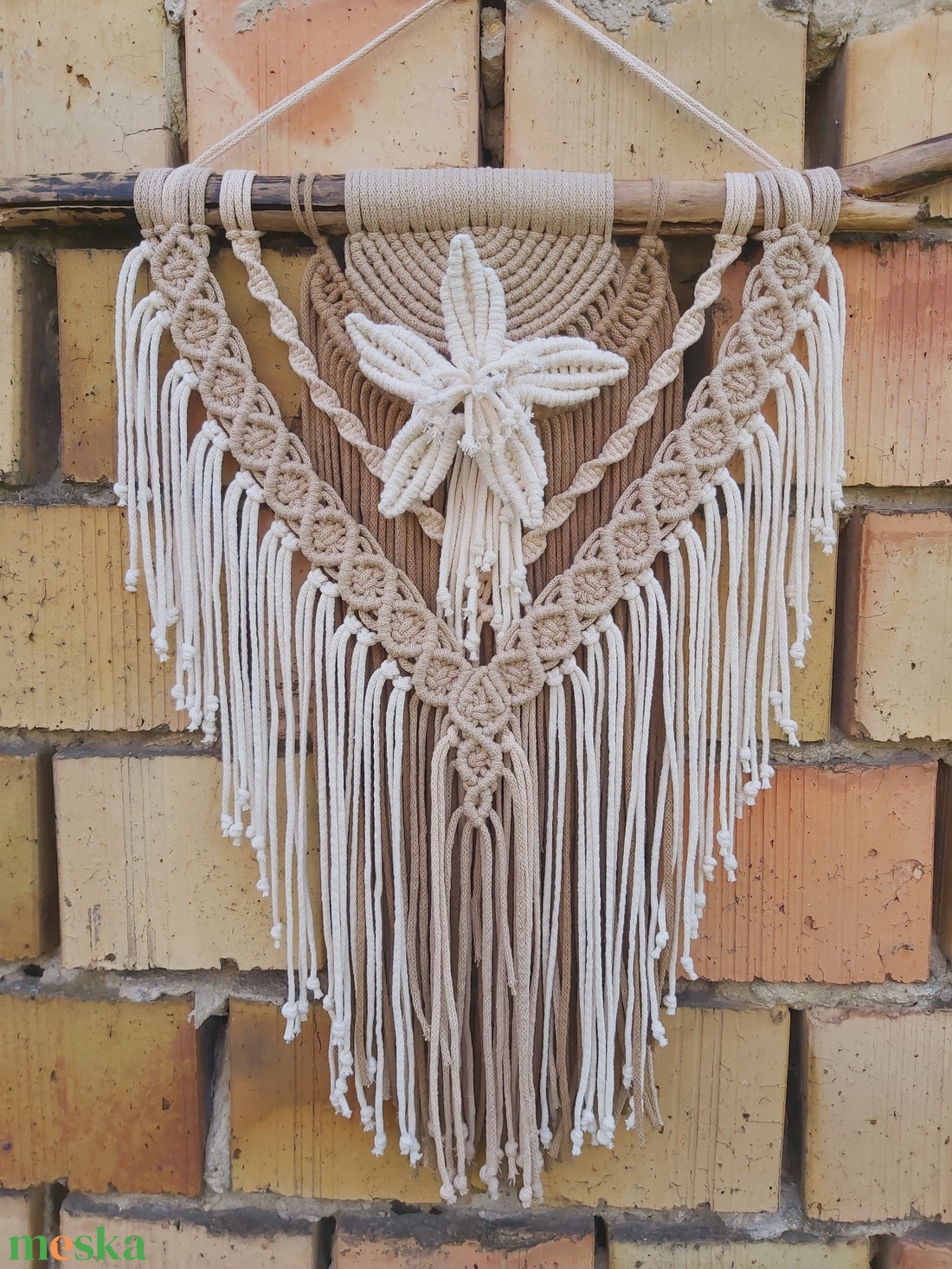 Lili makramé falidísz - otthon & életmód - dekoráció - fali és függő dekoráció - falra akasztható dekor - Meska.hu