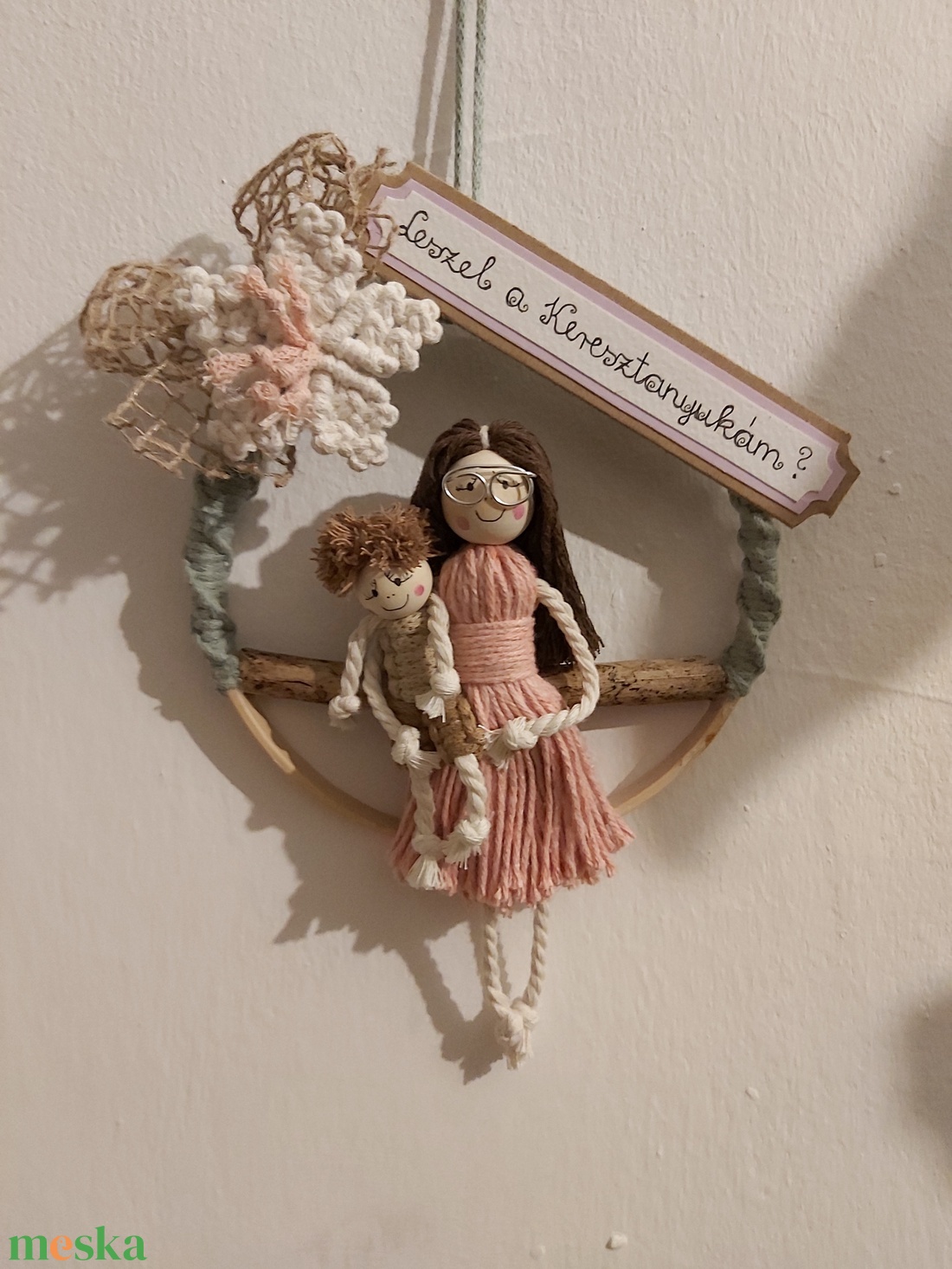 Keresztszülő felkérő makramé figurákkal - baba - mama - keresztelő kellékek - keresztszülő felkérő - Meska.hu