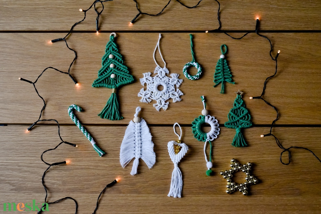 Makramé karácsonyfa dísz szett - 10 db - karácsony - karácsonyi lakásdekoráció - karácsonyfadíszek - Meska.hu