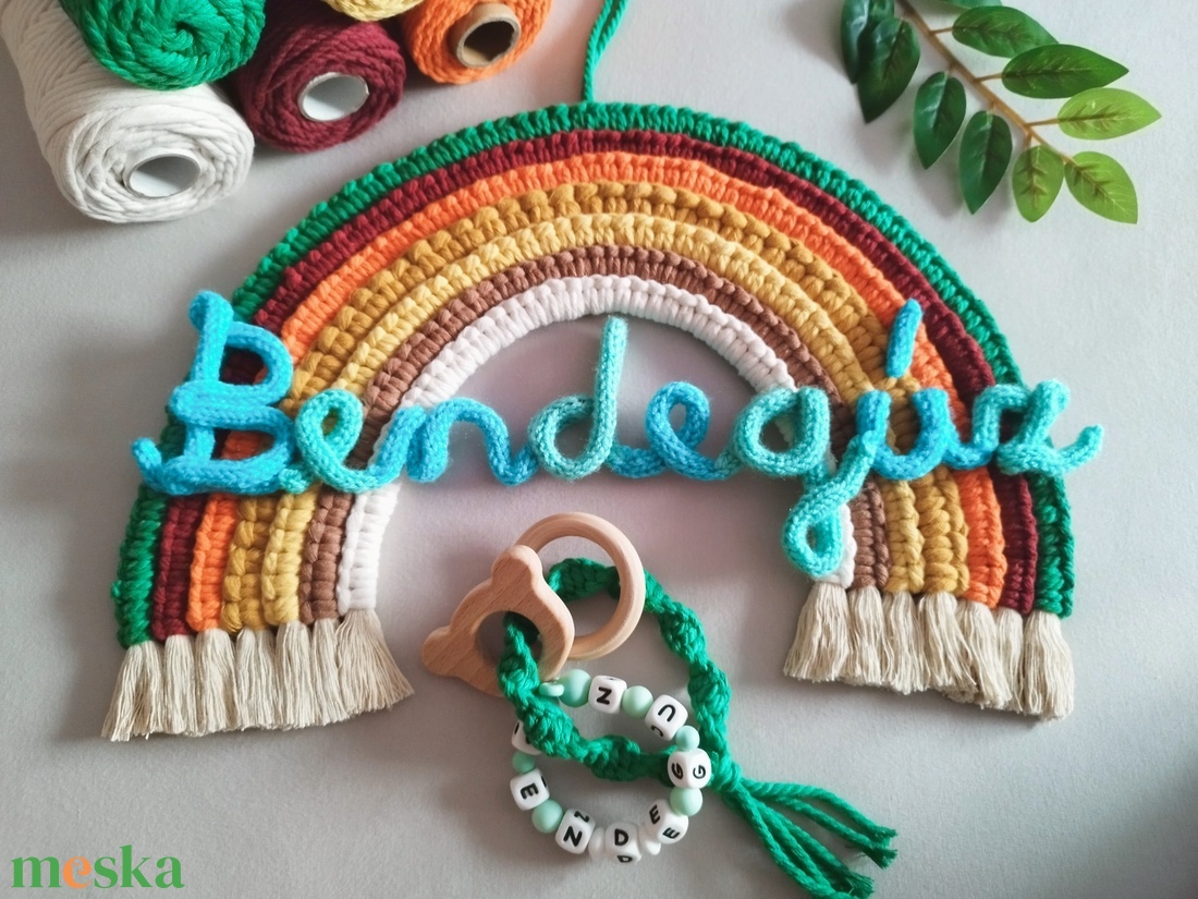 Makramé szivárvány  - baba - mama - babaszoba dekoráció - babanév dekoráció - Meska.hu