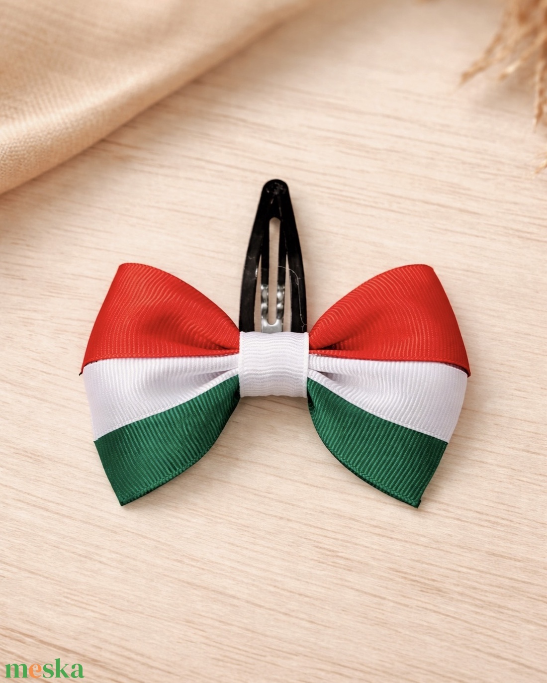 Kokárda hajcsat - ékszer - kitűző és bross - Meska.hu