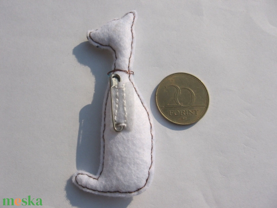 Sziámi cicus - kitűző - ékszer - kitűző és bross - kitűző - Meska.hu Sziámi cicus - kitűző - ékszer - kitűző és bross - kitűző - Meska.hu