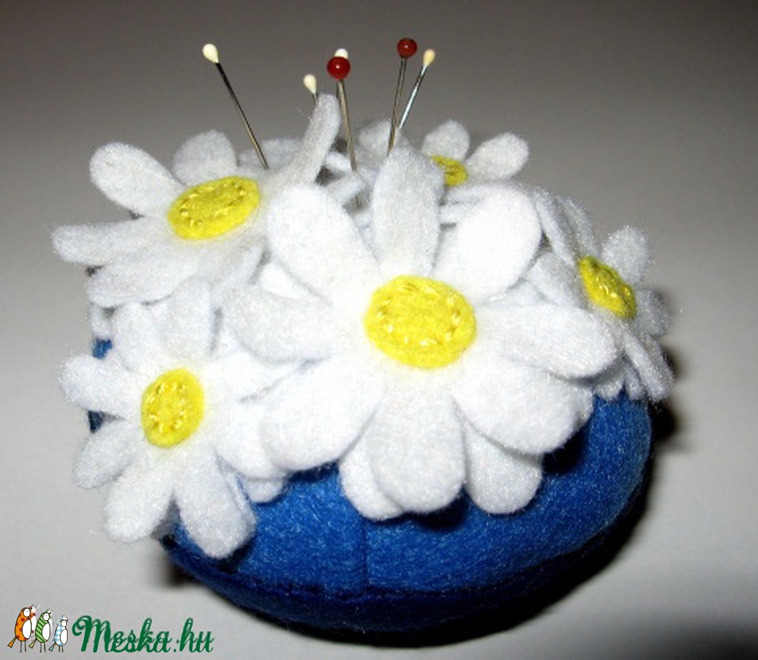 Margaréta - tűpárna -  - Meska.hu