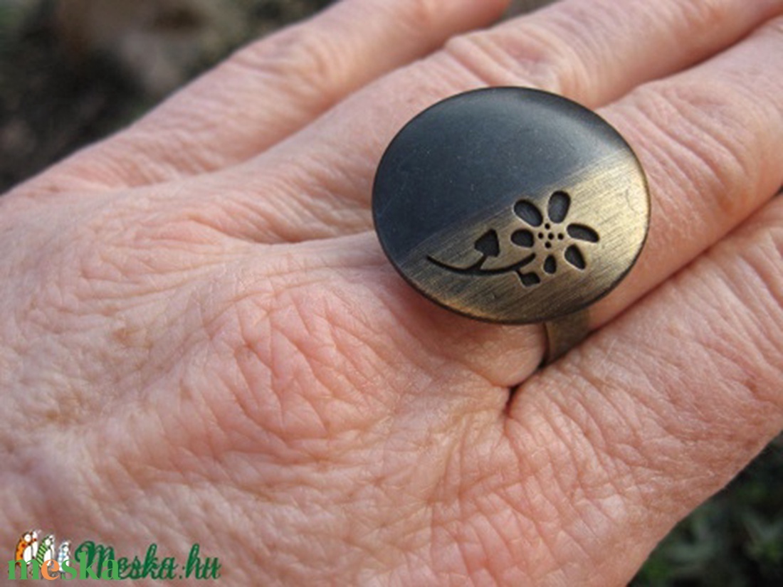 Virágos rézgyűrű - ékszer - gyűrű - statement gyűrű - Meska.hu