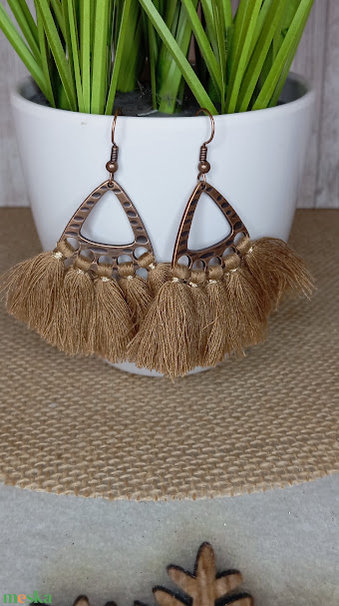 Barna rojtos fülbevaló - ékszer - fülbevaló - rojtos fülbevaló - Meska.hu