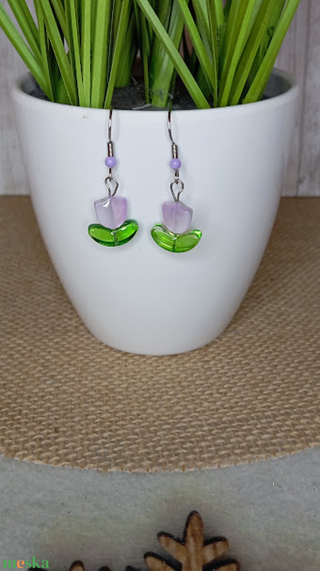 Lila tulipán fülbevaló - ékszer - fülbevaló - lógó fülbevaló - Meska.hu