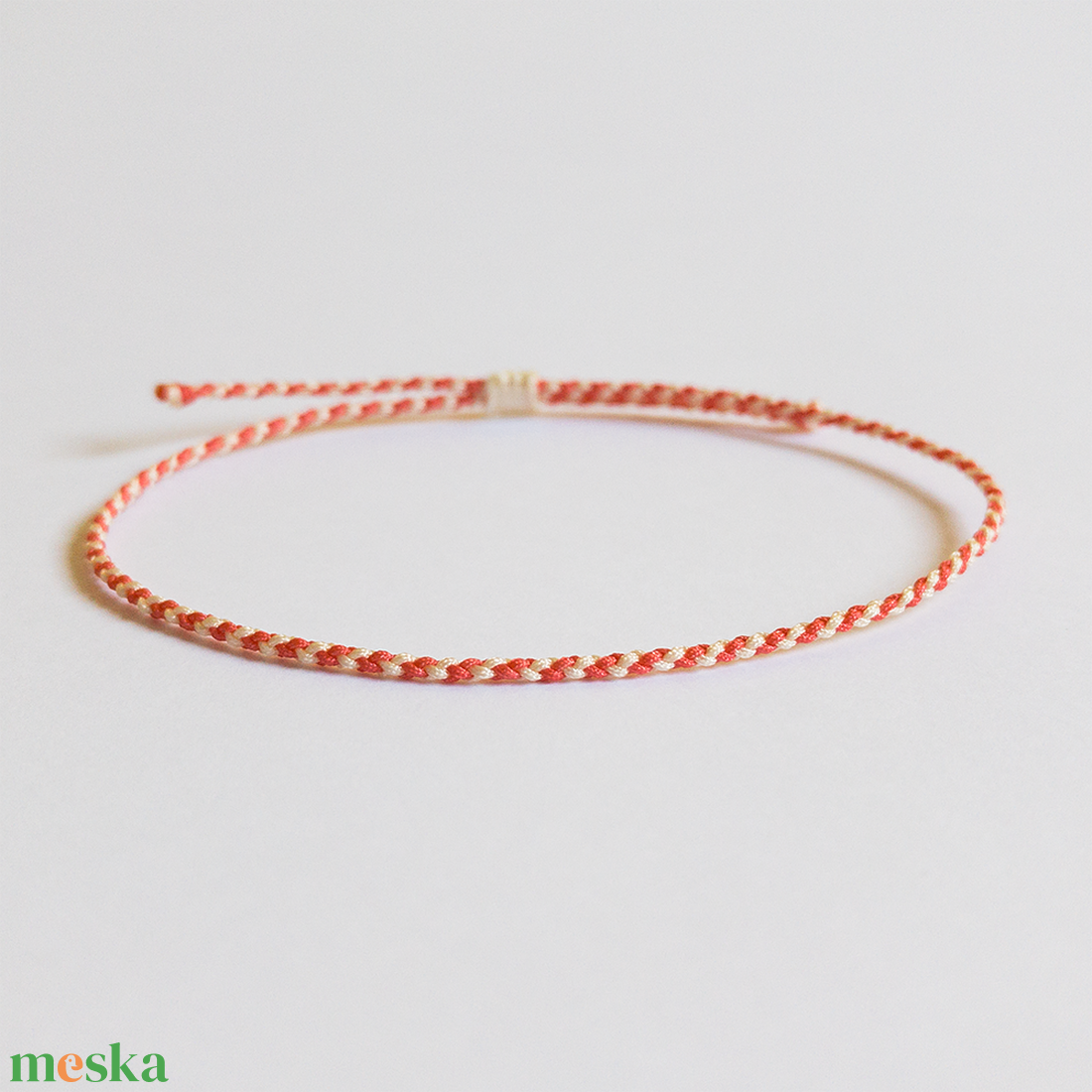 Coral - Cream karkötő (vékony) - 2023 tavasz/nyár - ékszer - karkötő - fonott karkötő - Meska.hu Coral - Cream karkötő (vékony) - 2023 tavasz/nyár - ékszer - karkötő - fonott karkötő - Meska.hu
