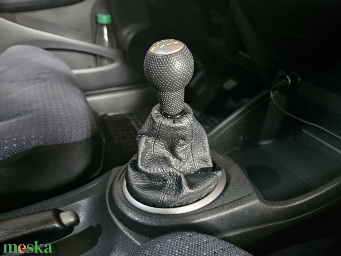 Honda Jazz 2008-2013 bőr váltószoknya - otthon & életmód - autó - autós váltószoknya - Meska.hu